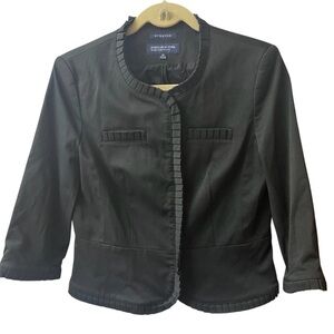 Jones New York Black cropped jacket Size 8P stretch #10341